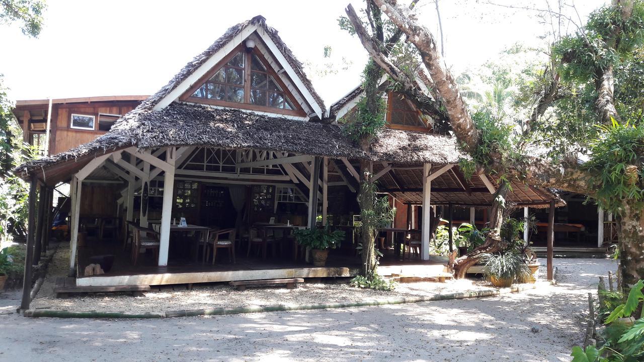 Les Acacias Bungalows Manambolo Ngoại thất bức ảnh